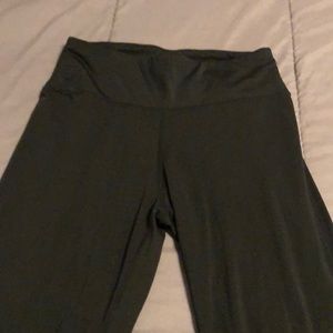 Daisy Fuentes Fit Medium Black Leggings